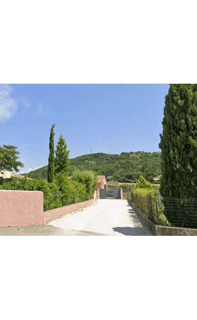 Image de couverture de Là où je ne devrais pas être (Réponse à "Coming-out")