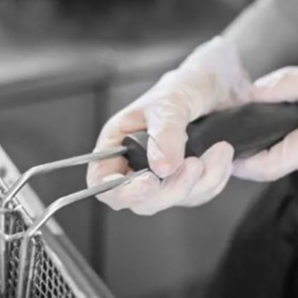 Medium Clear Vinyl Gloves - Powder Free | Select Catering Solutions Ltd Medium Clear Vinyl Gloves - Powder Free | Select Catering Solutions Ltd