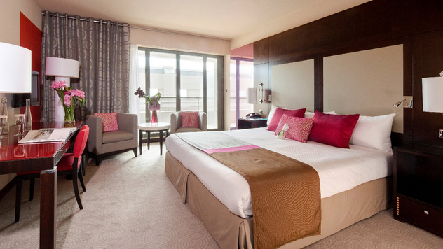 Holiday Inn