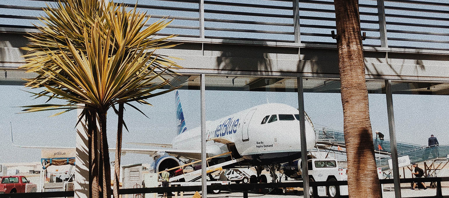 JetBlue Requires All Passengers to Wear Face Masks