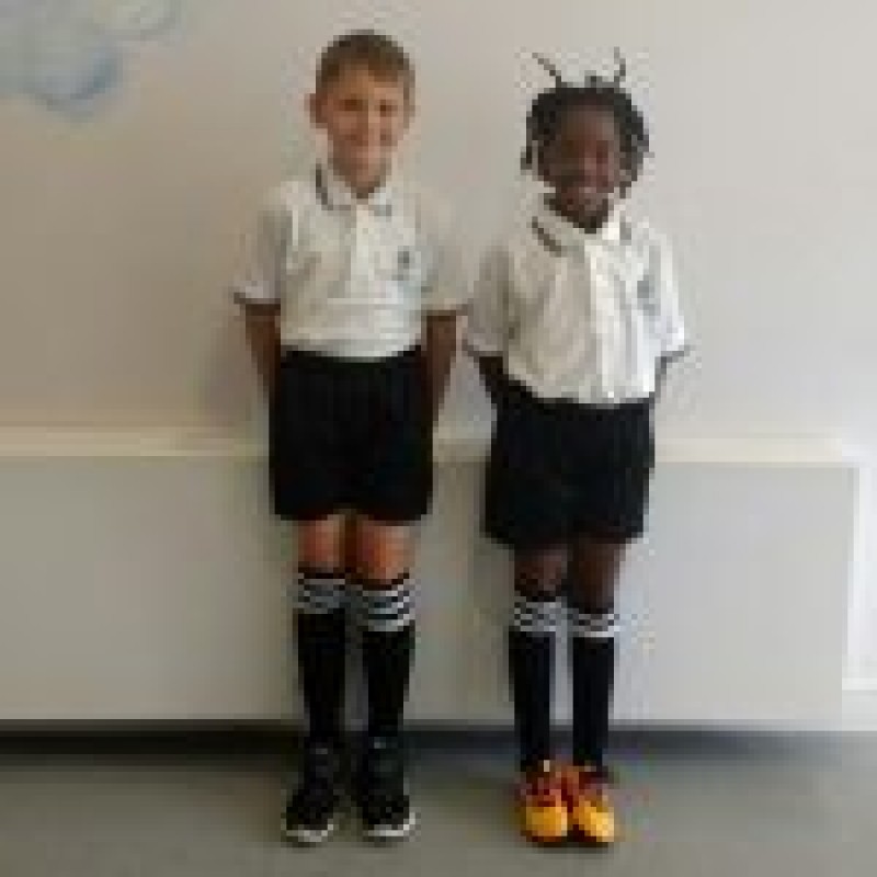 School Uniform Giles Junior School