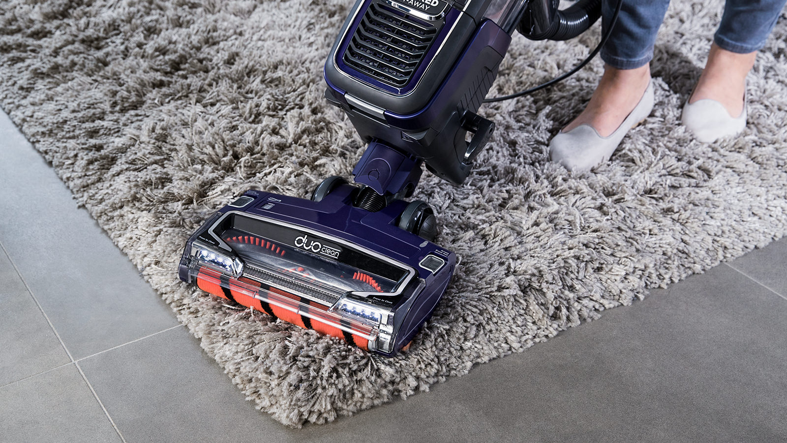 Shark DuoClean Powered LiftAway Upright Vacuum Cleaner AX950UKT