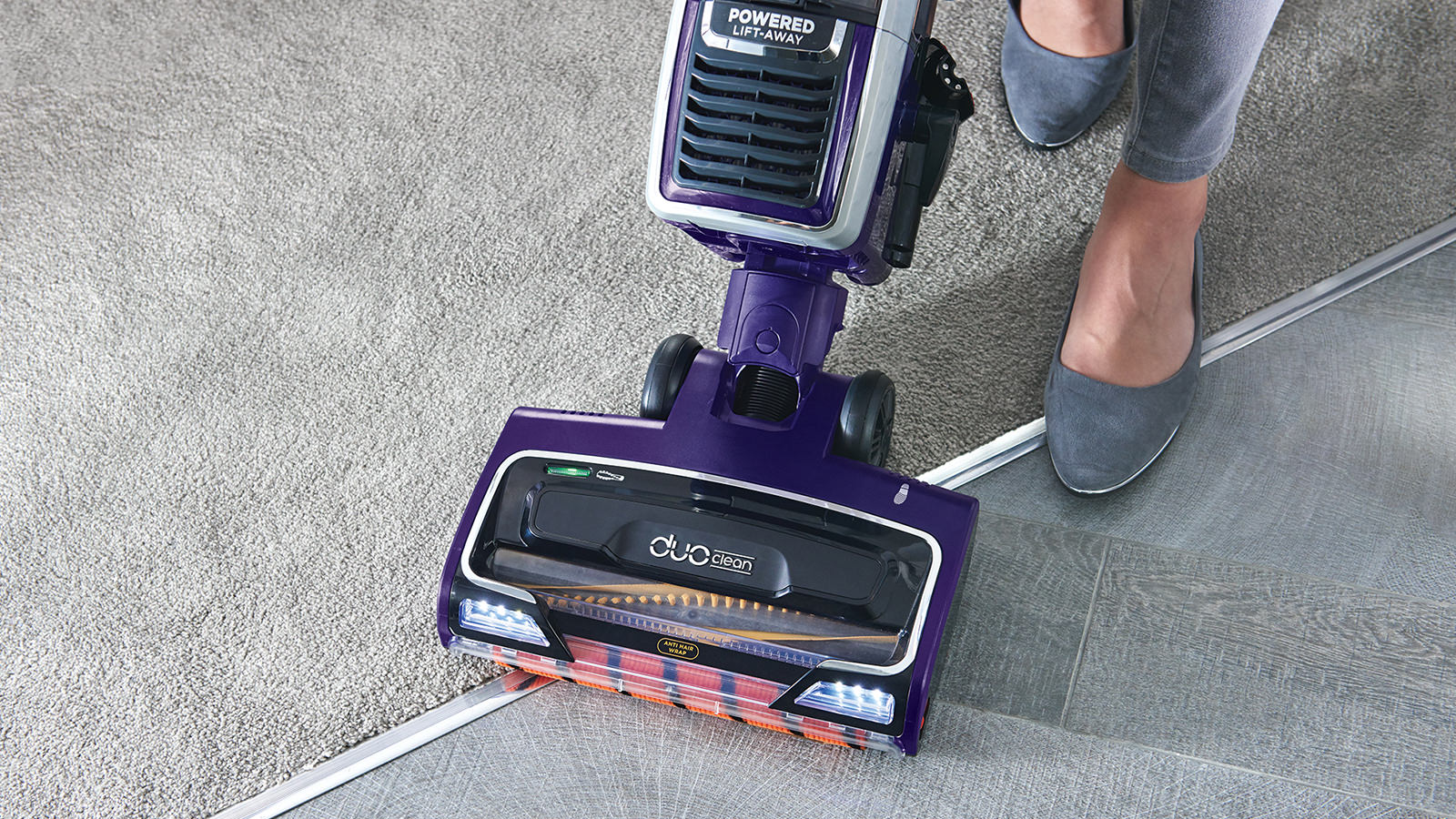 Shark DuoClean Powered LiftAway Vacuum Cleaner with AntiHair Wrap AZ910UK