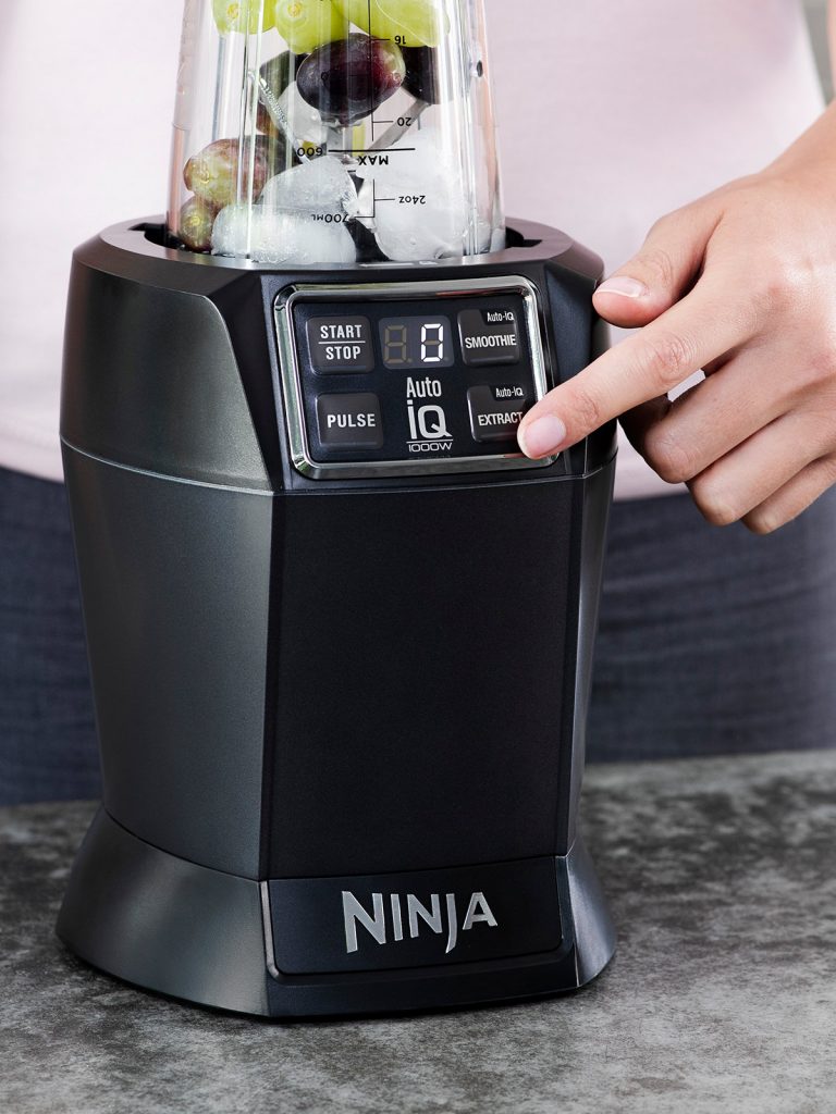 BL580UKV-Smoothie-press-button-1200x1600