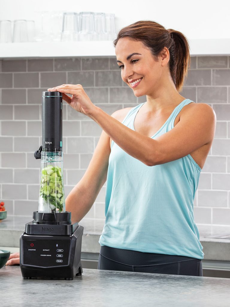 CT670UKV-Single-Serve-Vacuum-Blend-1200x1600