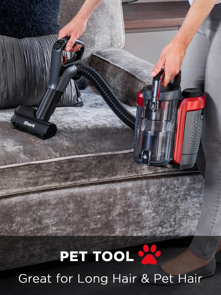 Shark-IC260UKT-Lifestyle-Pet-Model