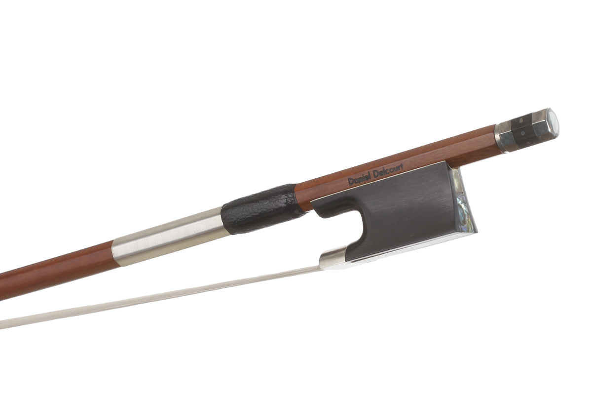 Pernambuco Violin bow by Daniel Delcourt: £300.00