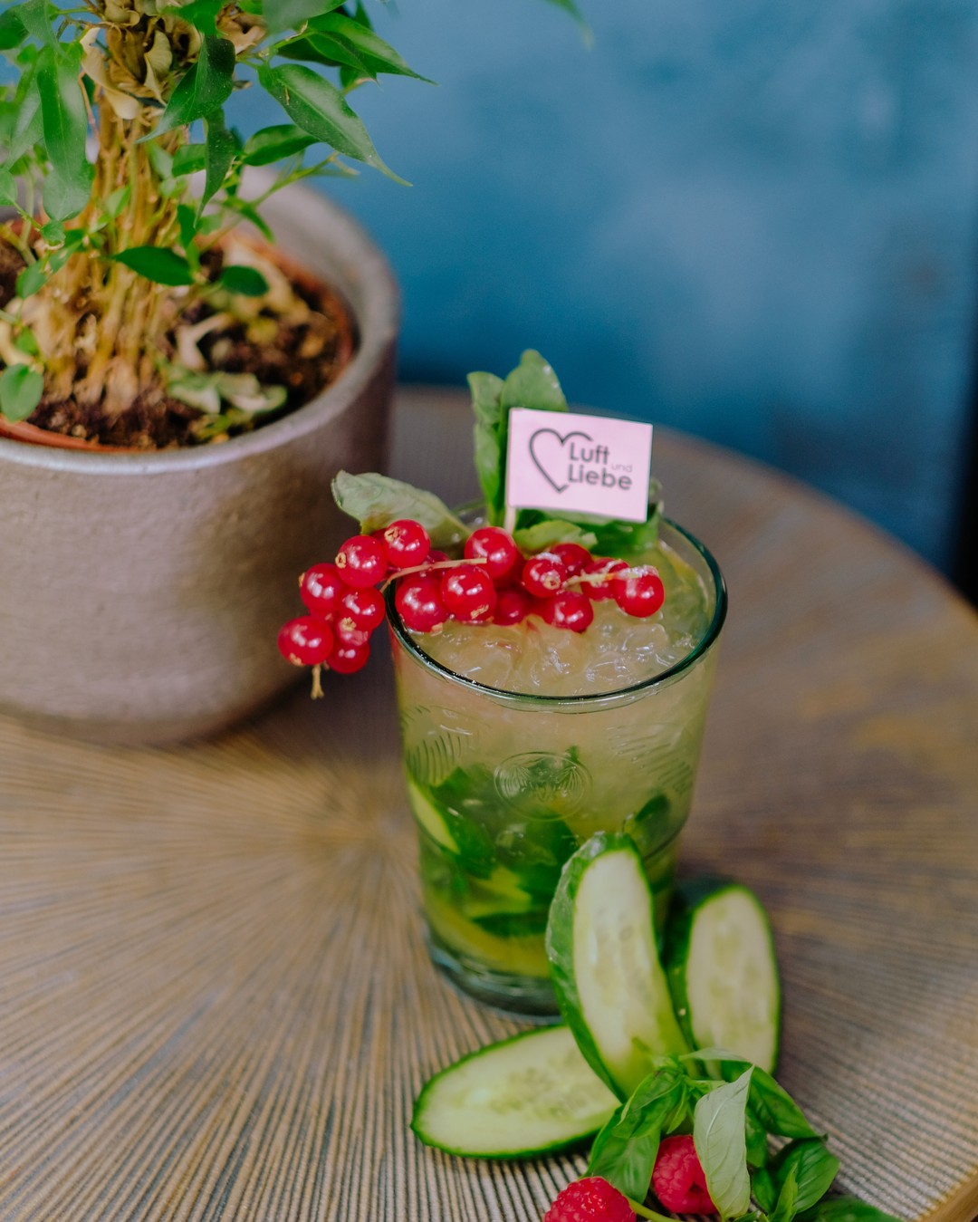 Luft und Liebe Bar Leipzig GmbH, Karl Liebknecht Straße in Leipzig