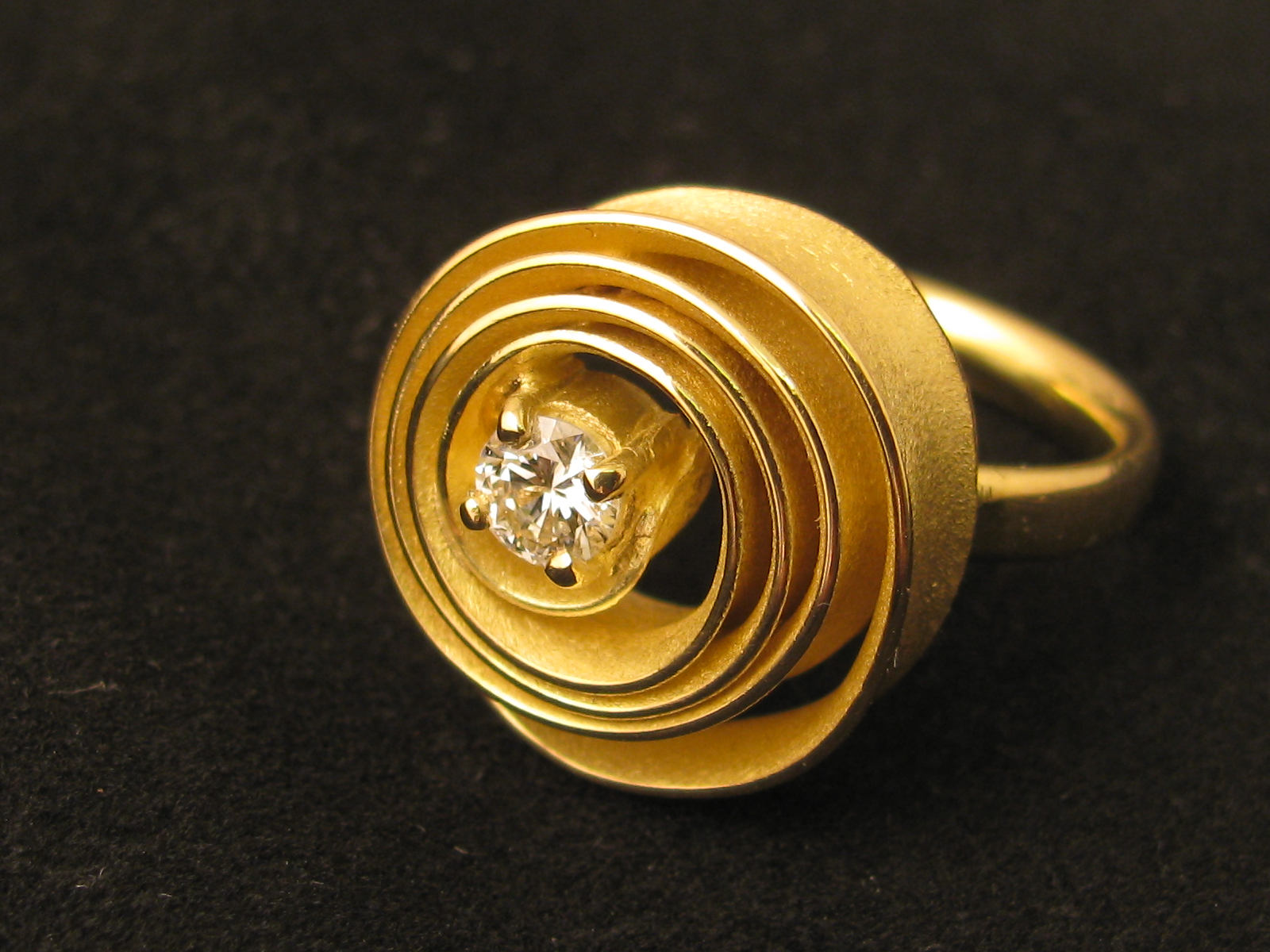 ute köhnen • schmuck / goldschmiede, Cranachstraße in Berlin