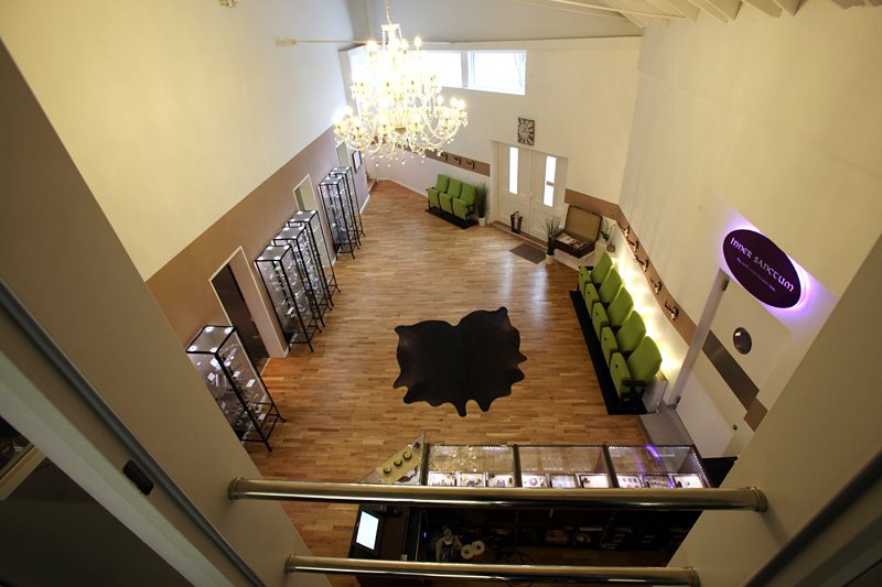 Lines & Dots, Stresemannstraße in Hamburg