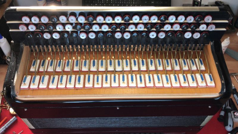 Akkordeon Reparatur Münster, Akkordeonwerkstatt, Akkordeon Service, An-und Verkauf, Edelbach in Münster