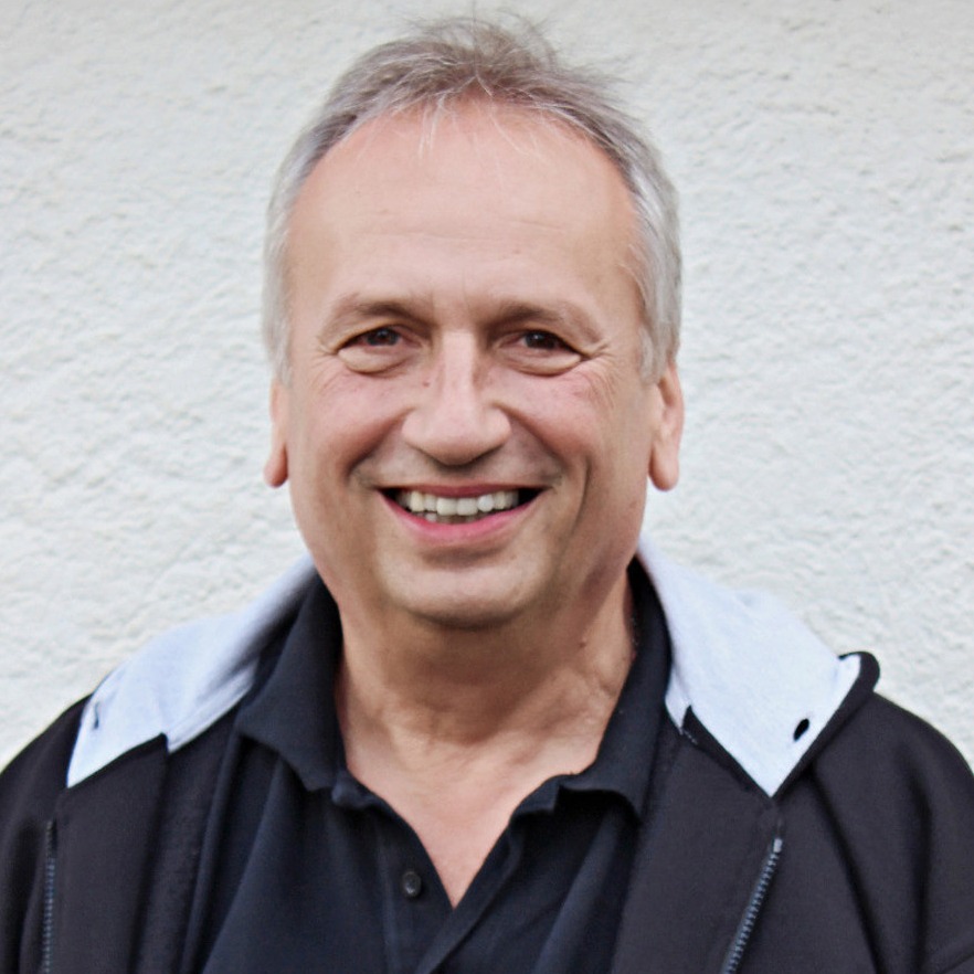 Versicherungsmakler Achim Löffler, Dorfstraße in Wannweil