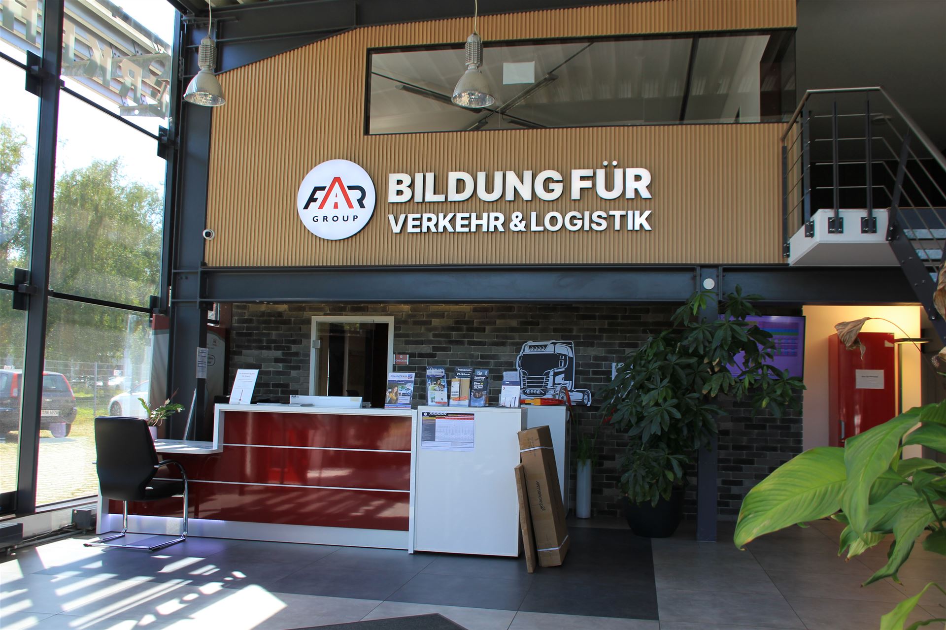 FAR Verkehrsfachschule Duisburg GmbH, Dr.-Detlev-Karsten-Rohwedder-Str. in Duisburg