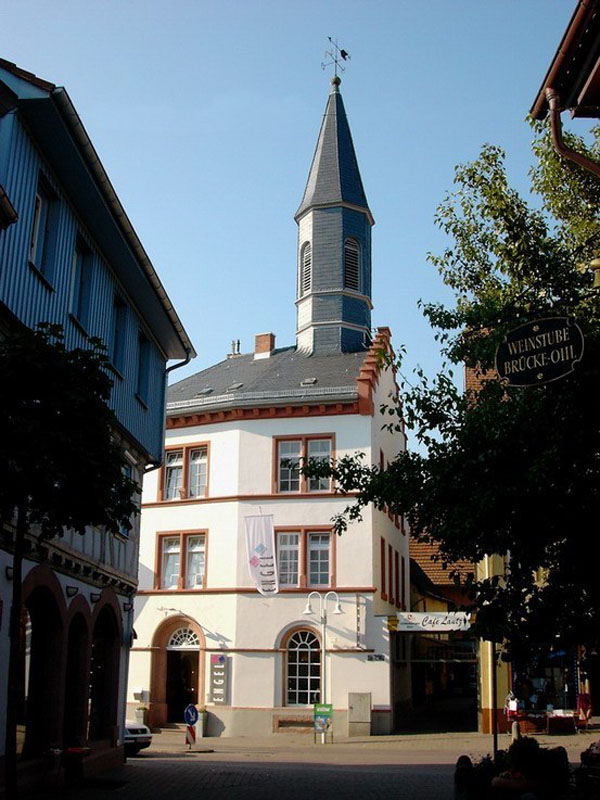 Engel Mode, Georg-August-Zinn-Straße in Groß-Umstadt