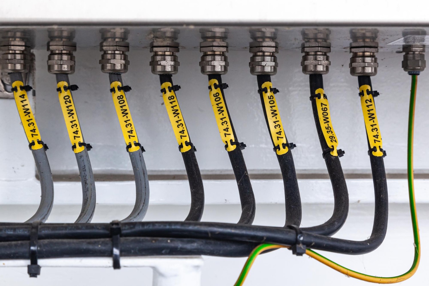 FUCHS-CHECK E Check Elektroprüfung - DGUV V3 Prüfung ortsveränderlicher Geräte, Im Burgstall in Sachsenheim