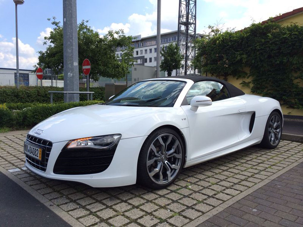 B-Tuningparts, Schultheißenweg in Frankfurt am Main