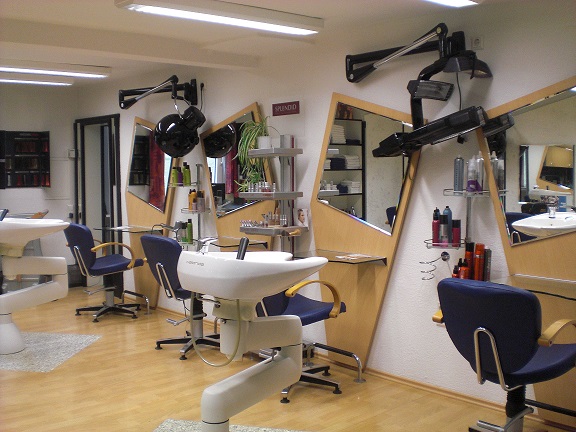 Friseurecke, Berneckstraße in Schramberg