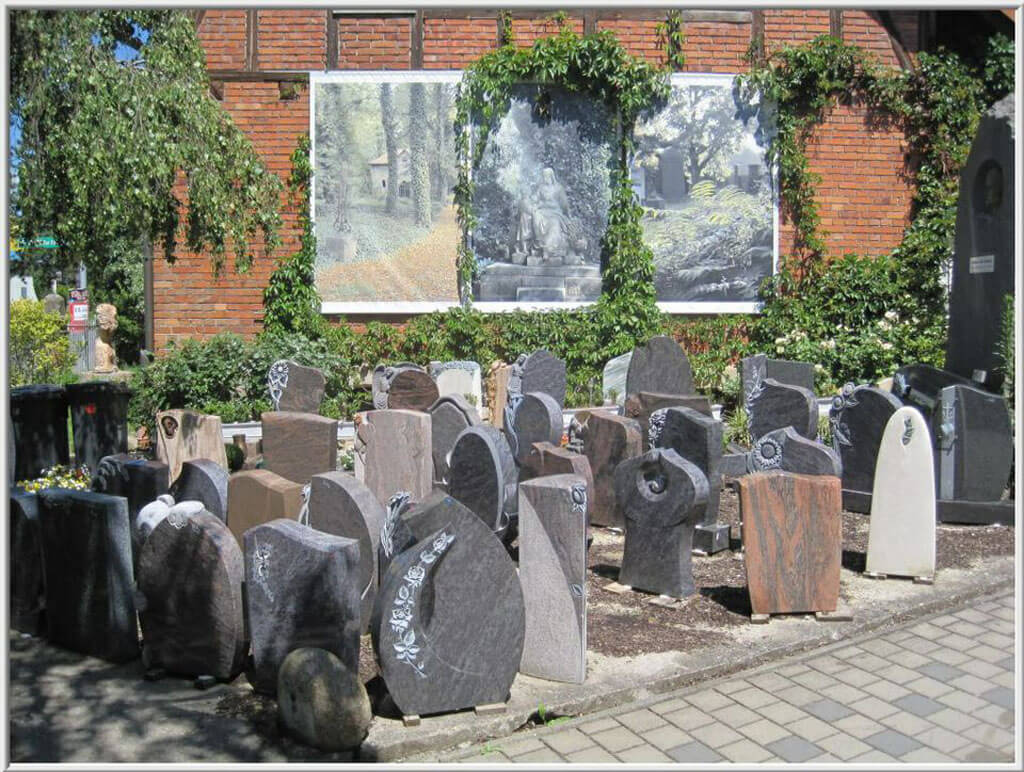 Grabmale Pommer: Steinmetz & Bildhauer Meisterbetrieb, Schleusingen Straße in Hildburghausen