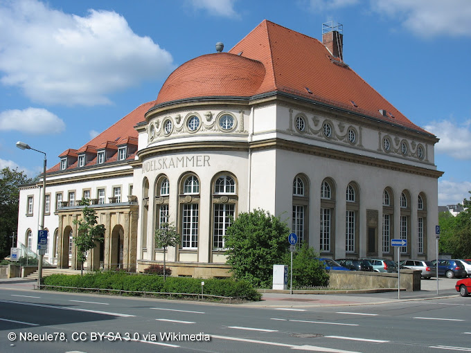 Versicherung Plauen - Versicherungsmaklerin Elke Schwarzer, Friedensstraße in Plauen