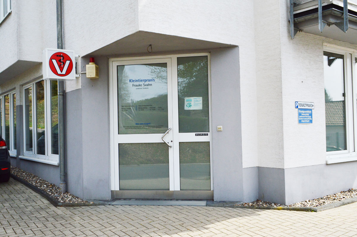 Kleintierpraxis Frauke Svahn, Poststraße in Reichshof