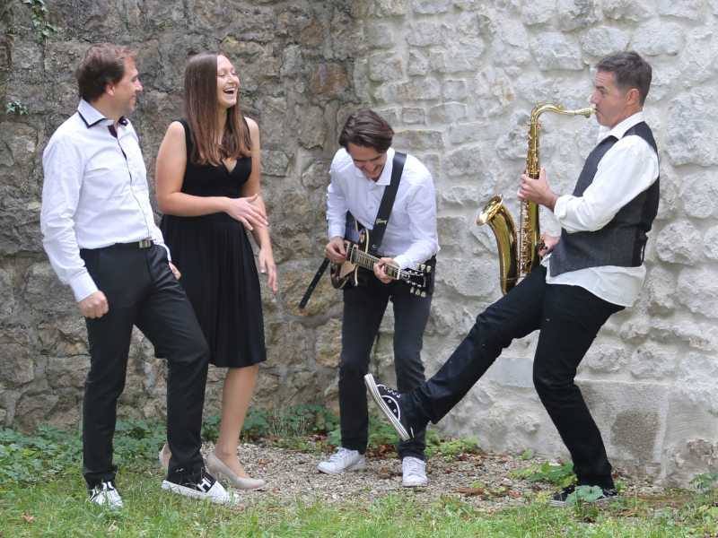 1st groove, Westendstr. in Sinzing