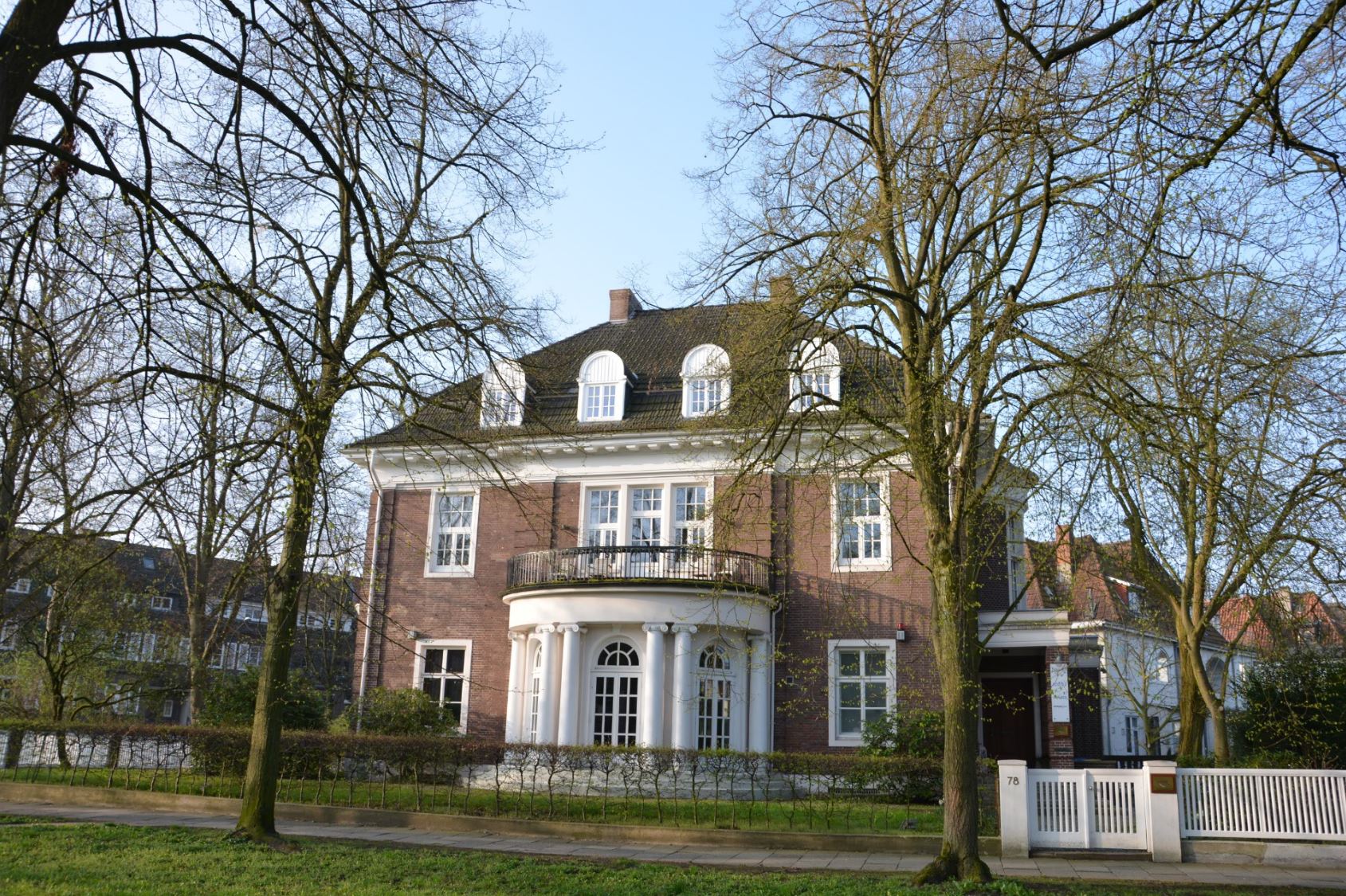 ROTH INSTITUT, Schwachhauser Ring in Bremen