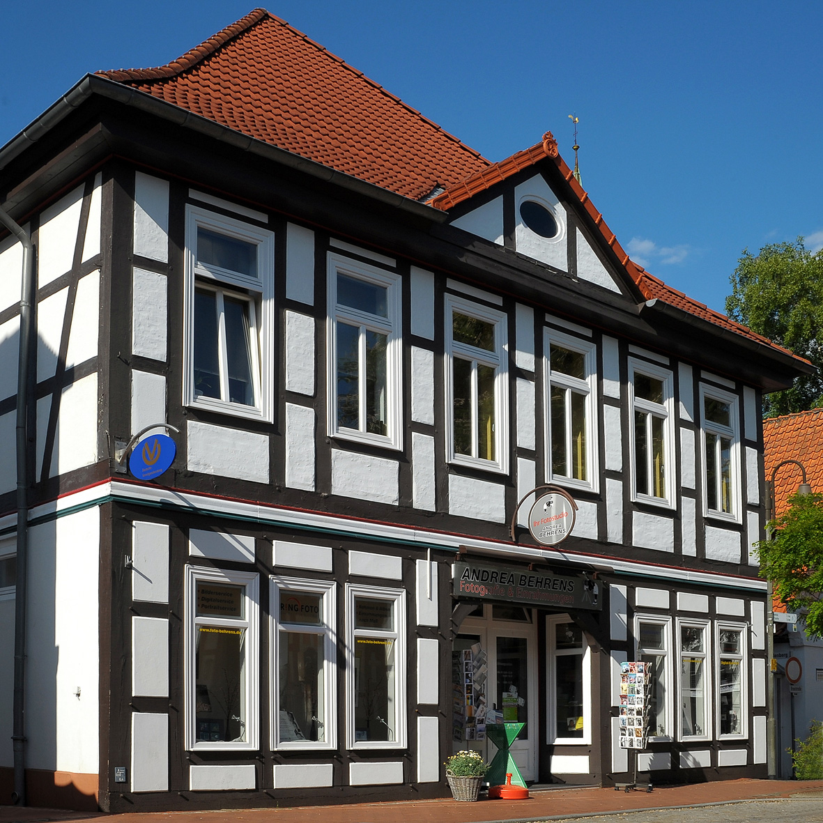 Andrea Behrens GmbH Studios für Fotografie u. Einrahmung, Brautstraße in Bruchhausen-Vilsen