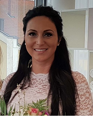 Auszeit, Hauptstraße in Landau an der Isar