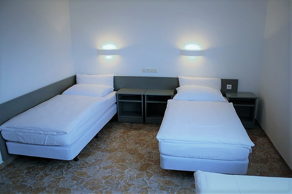 Pension Zimmer frei, Dorfstraße in Plessa