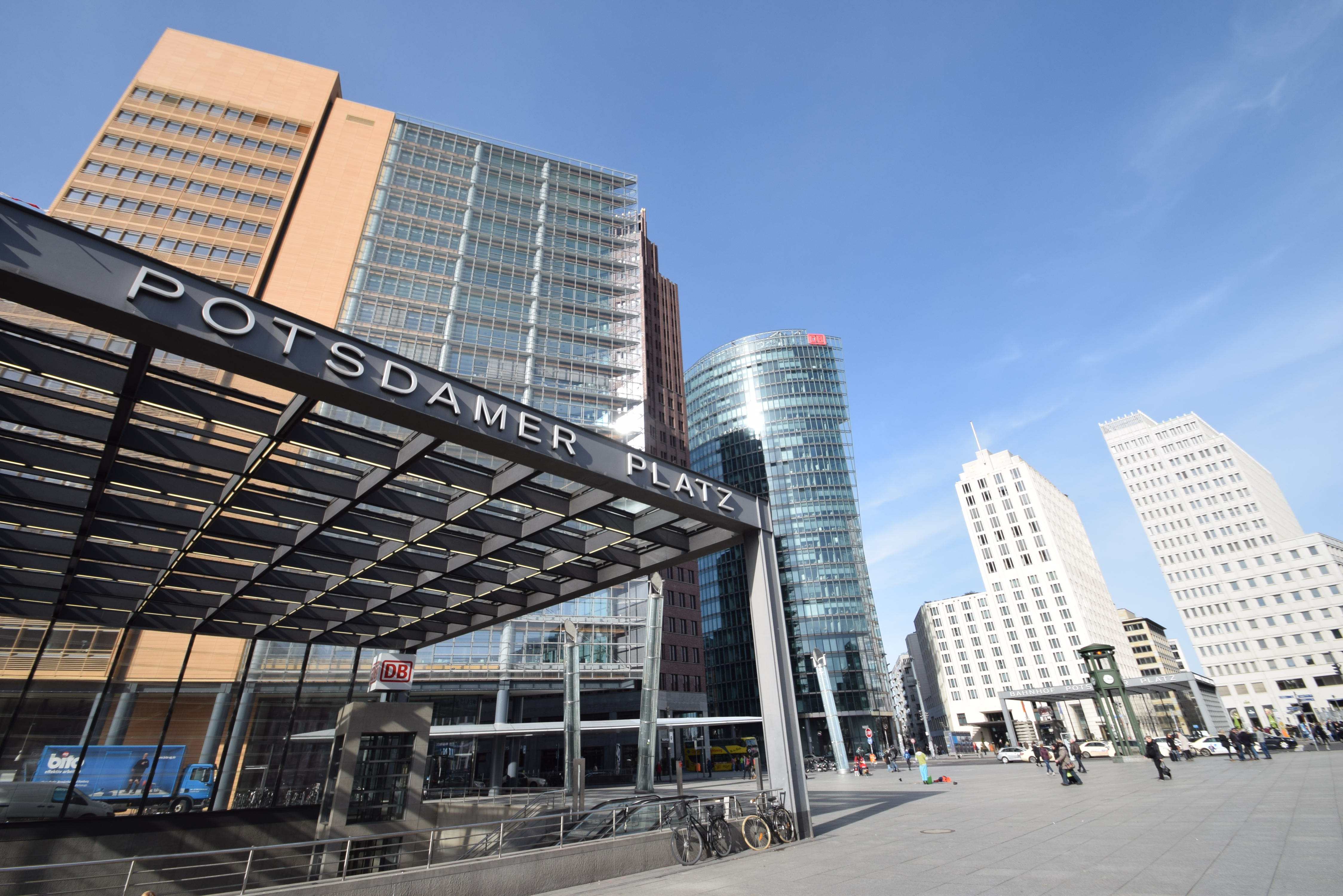 Amoreal UG (haftungsbeschränkt), Gabriele-Tergit-Promenade 17 in Berlin