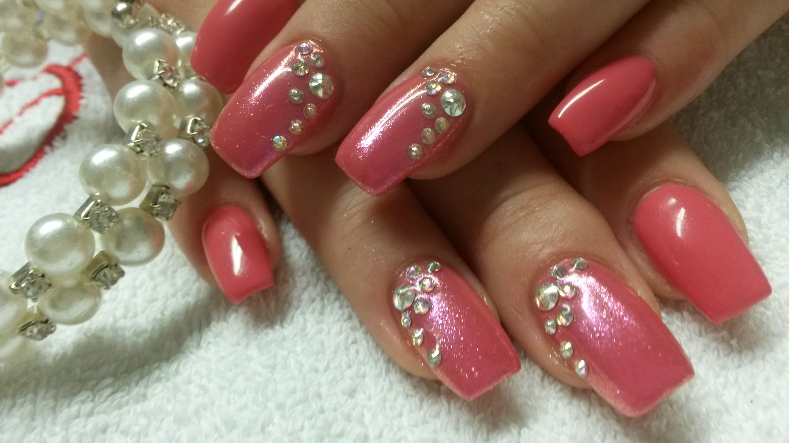 Teresa Art Of Nails Lashes, Heckenstr in Salzgitter