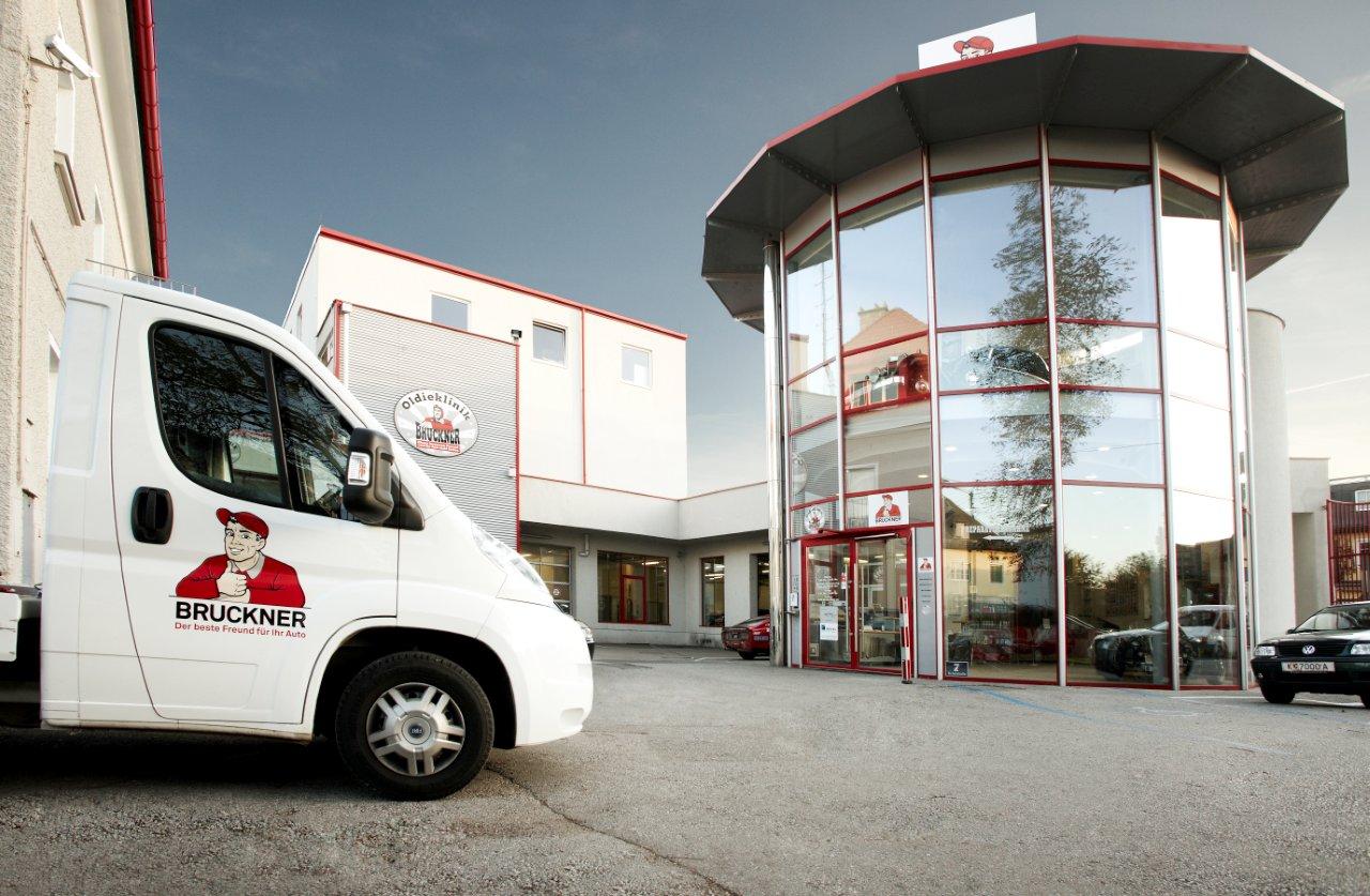 BRUCKNER Karosserie & Lackierung, Eichetstraße in Salzburg