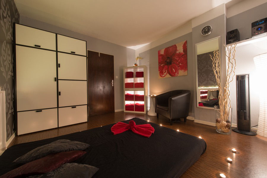 Erotische Massagen Frankfurt | Pams Lounge, Alte Gasse in Frankfurt am Main