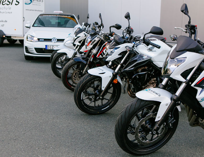 Spriesi’s Fahrschule, Hauptstraße in Miehlen