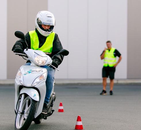 Spriesi’s Fahrschule, Hauptstraße in Miehlen