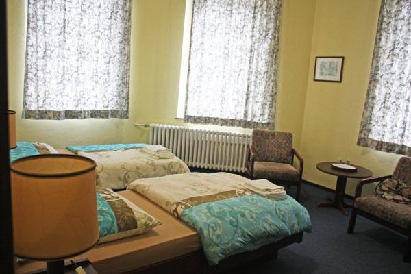 Hotel Haus Laach, Am Bärenbroich in Grevenbroich