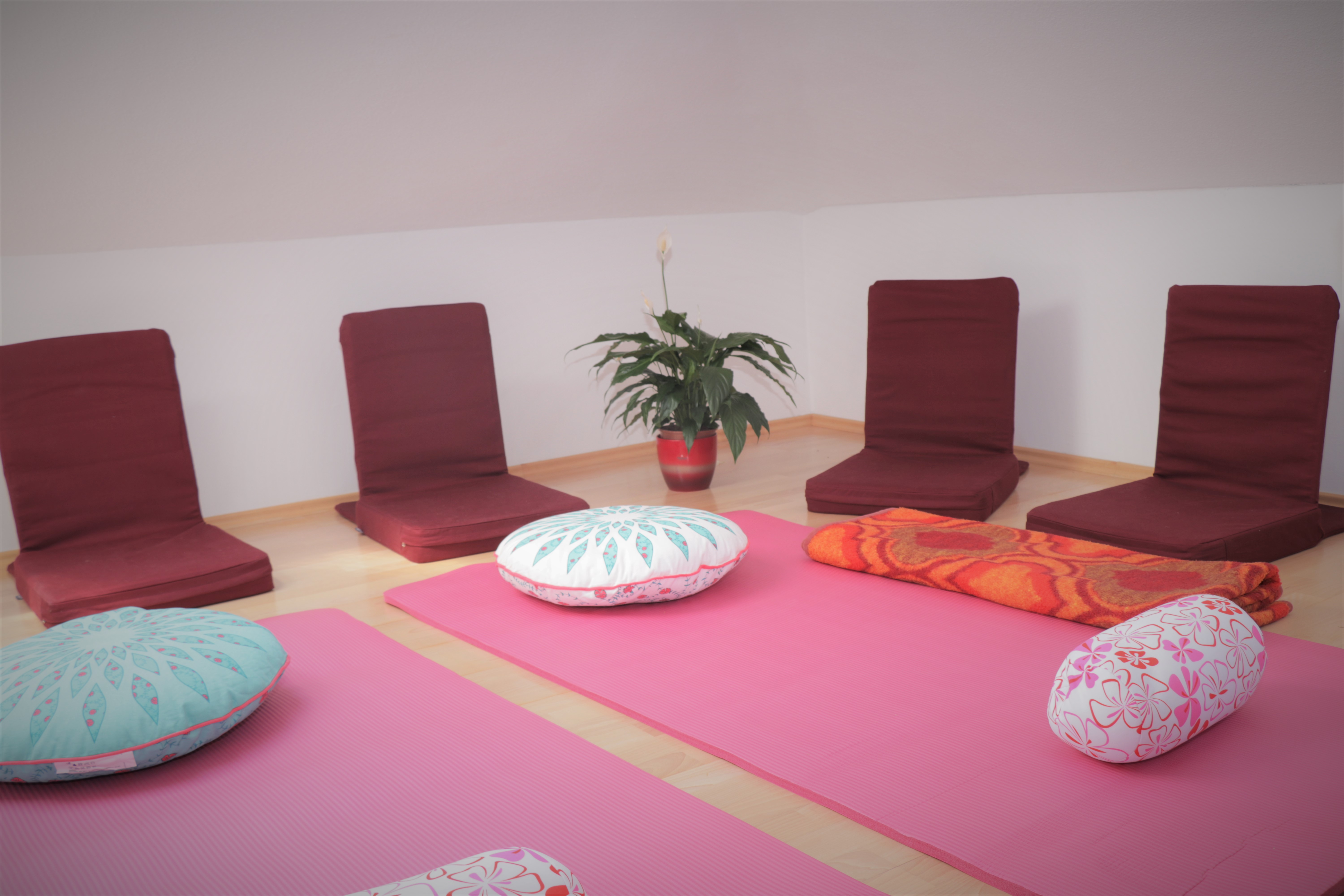 nestkinder - Psychologische Privatpraxis für frühe Bindung und Geburtstrauma, Sudetenstraße in Niedernhausen