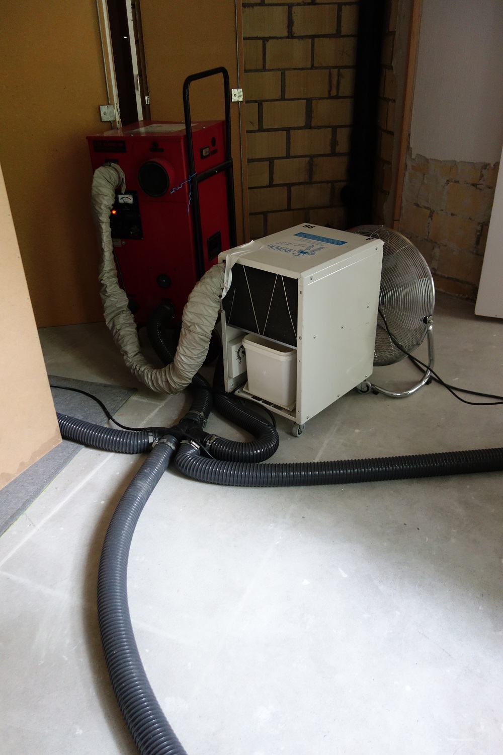 BRUHA Trocknungs-Service AG, Gewerbestrasse in Lätti