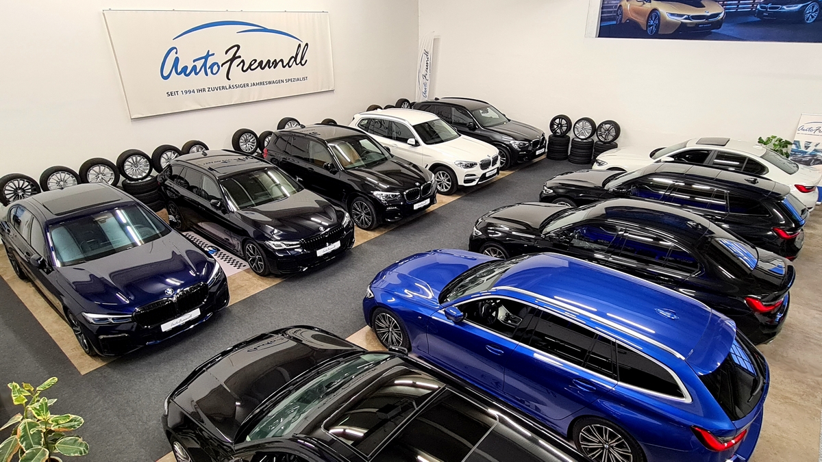AutoFreundl BMW Jahreswagen, Dirnismaning in Garching bei München