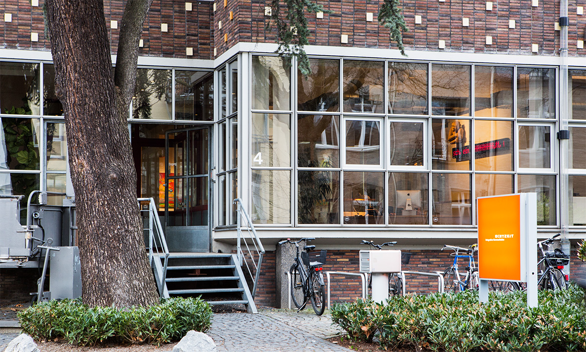 ECHTZEIT GmbH & Co . KG, Humboldtstr. in Düsseldorf