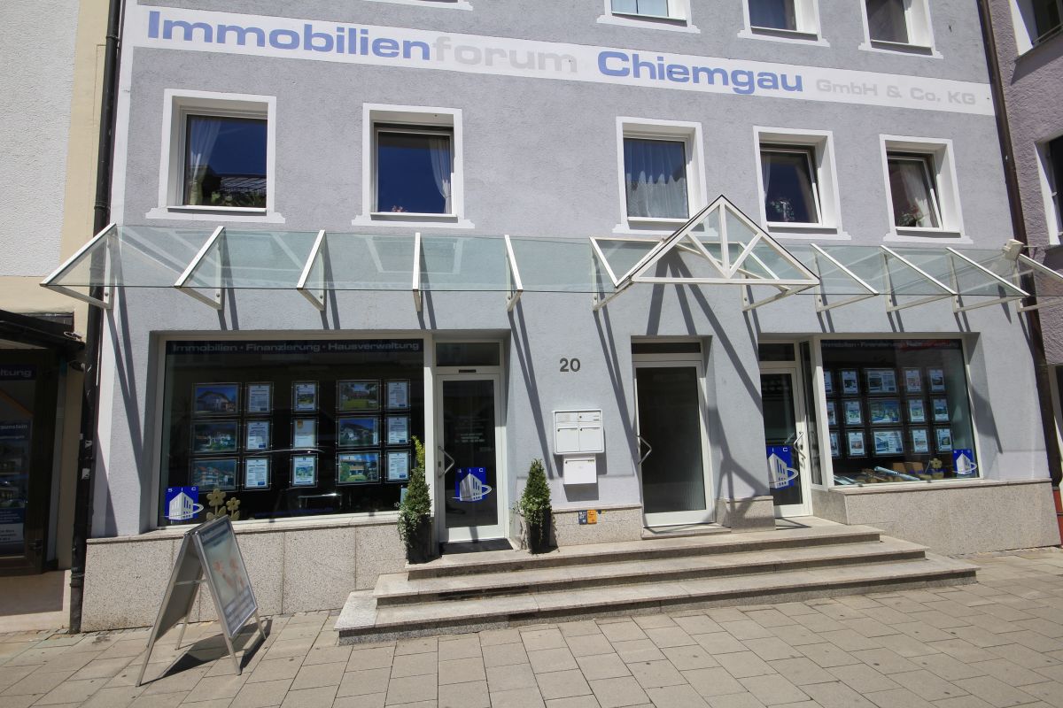 SIC Immobilienforum Chiemgau GmbH & Co. KG, Maximilianstraße in Traunstein