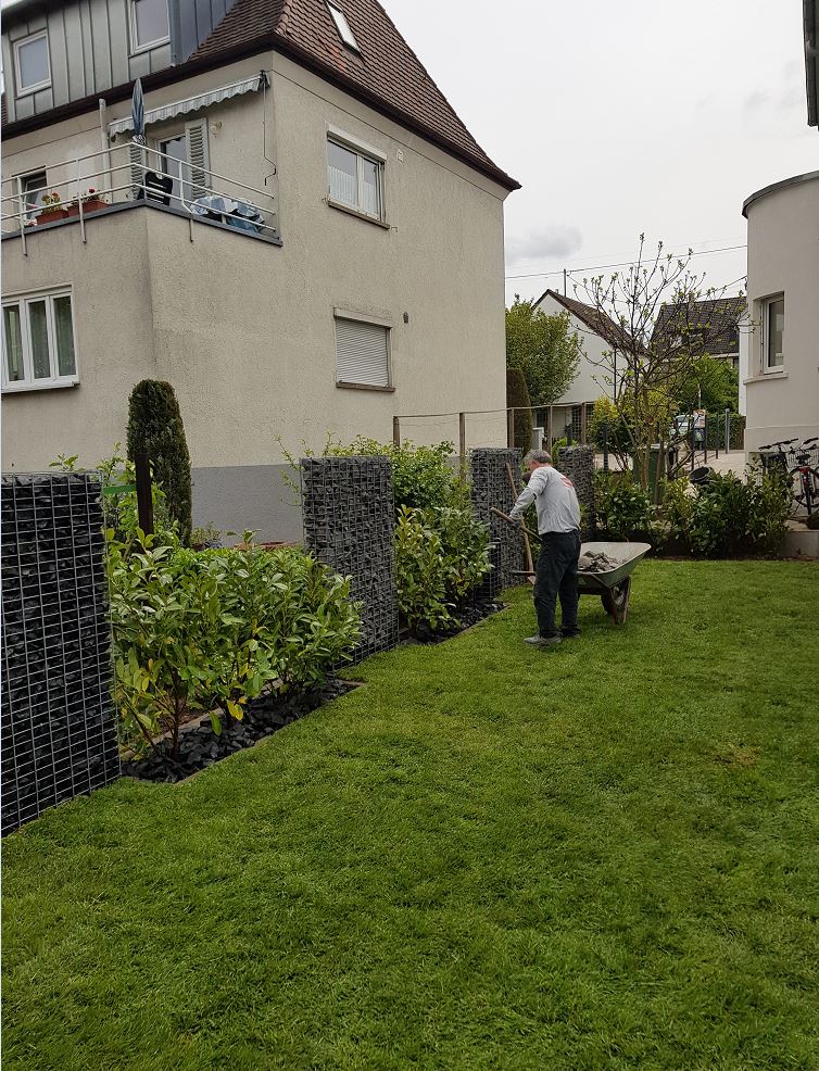 Tota Haus und Gartenbau, Lilienstraße in Kernen im Remstal