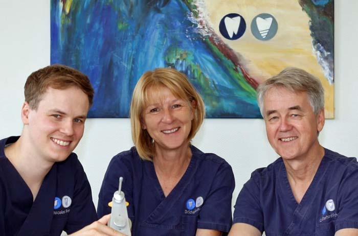 DRES. FRISCH - Moderne Zahnarztpraxis + Zentrum für Zahnimplantate, Industriestr. in Hofgeismar