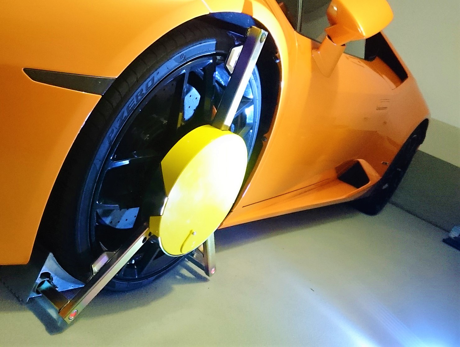 Mast-Eurokrallen-München GmbH, Im Jägerfeld in Hallbergmoos