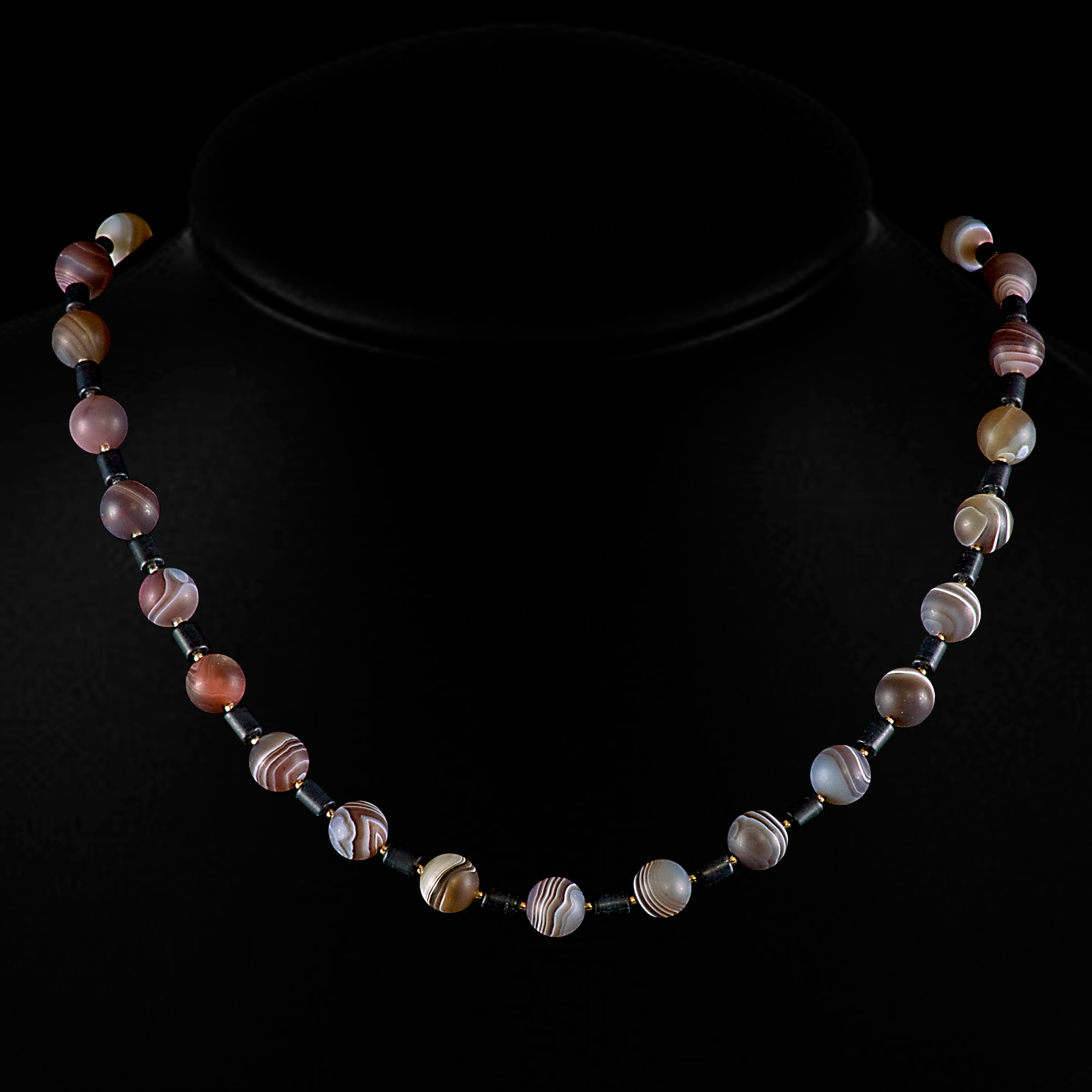 UnikatSchmuck J.Goetz, Lugbank in Bamberg