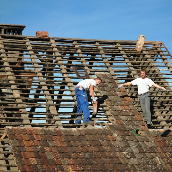 Scherrer Gebäudehüllen AG, Seewadelstrasse in Henggart