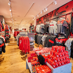 SC Freiburg Fanshop Innenstadt, Rathausgasse in Freiburg im Breisgau