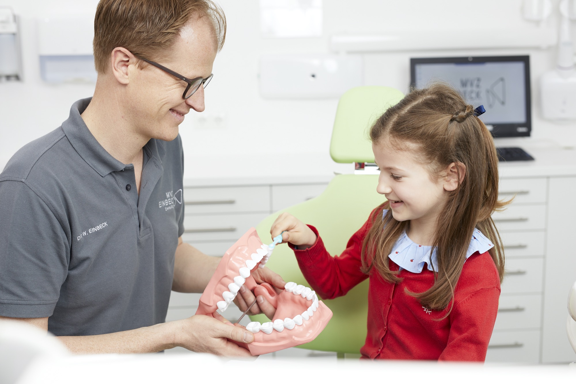 ZAHNÄRZTE AM STADTPARK - MVZ Dr. Einbeck GmbH, Fürstenfelder Straße in Fürstenfeldbruck