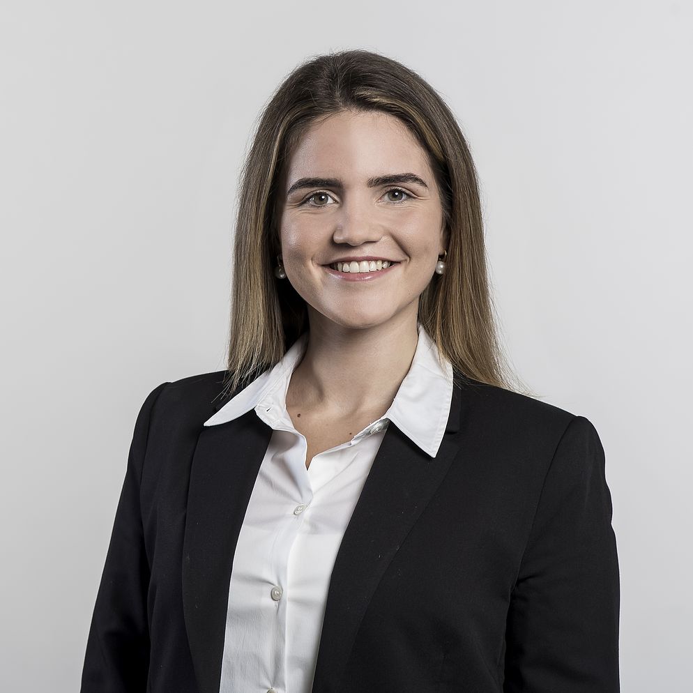 CV Pics Studio - Bewerbungsfotos, Brückenstraße in Frankfurt am Main