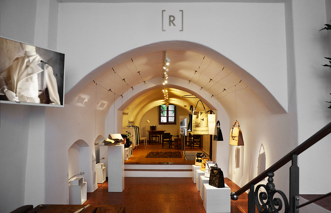 [ RUIZ ] Modedesign, Große Messergasse in Passau